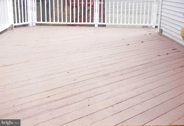 a bathroom with a toilet