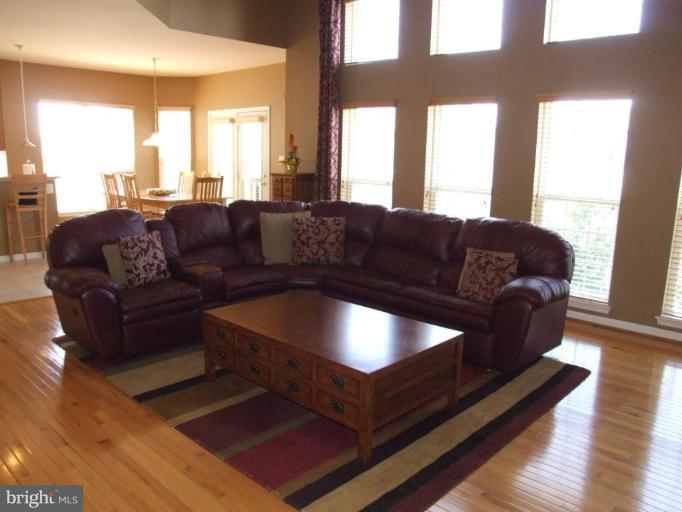17910 Coachmans Road Germantown, MD 20874 - Photo 8 of 25 Family Room #3