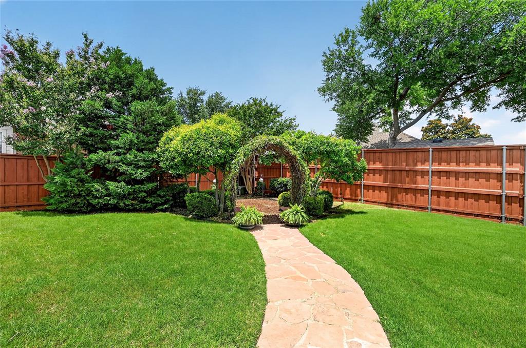 1404 Spring Ridge Lane Flower Mound, TX 75028 - Photo 26 of 36