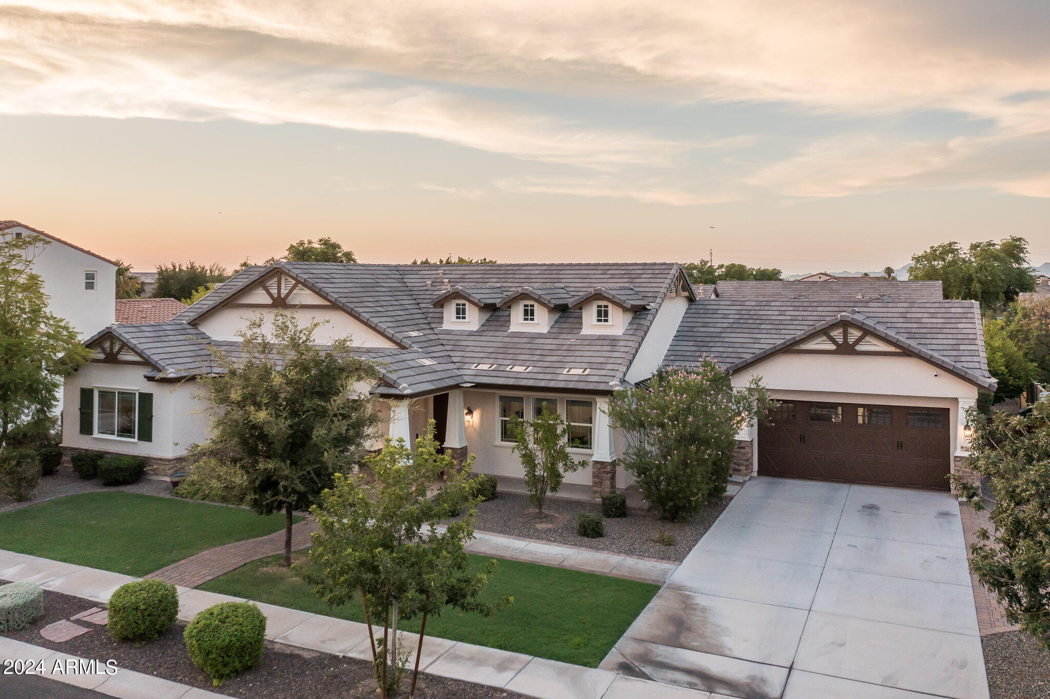 2812 East Harwell Road Phoenix, AZ 85042 - Photo 1 of 65 2) FRONT OF HOME