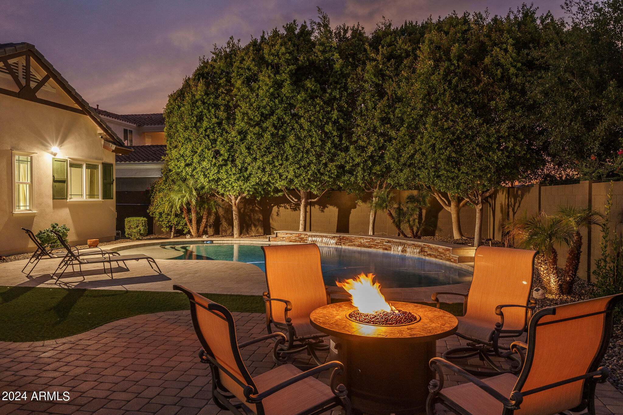 2812 East Harwell Road Phoenix, AZ 85042 - Photo 2 of 65 30) BACKYARD