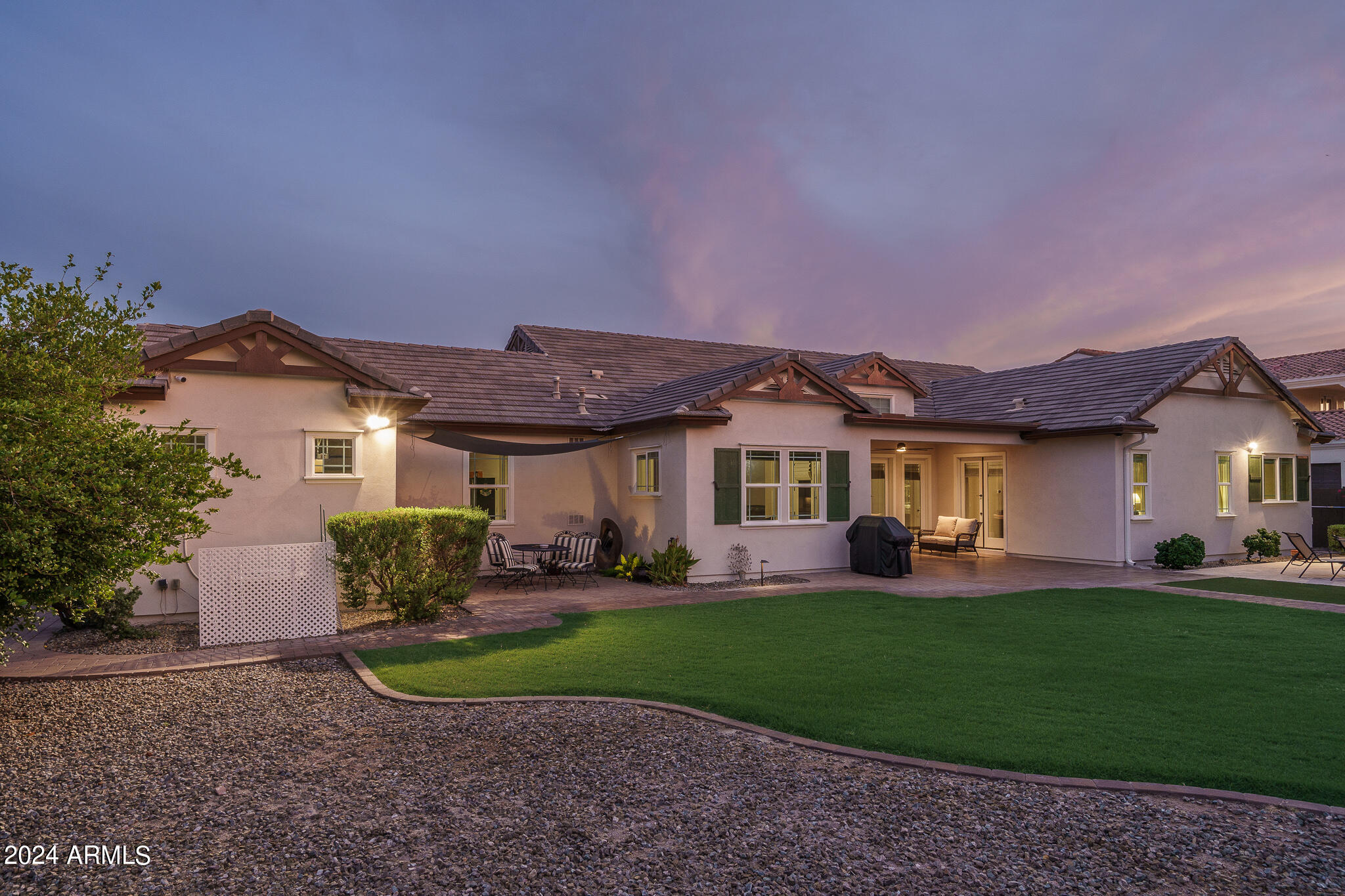 2812 East Harwell Road Phoenix, AZ 85042 - Photo 22 of 65 22) BACK OF HOME