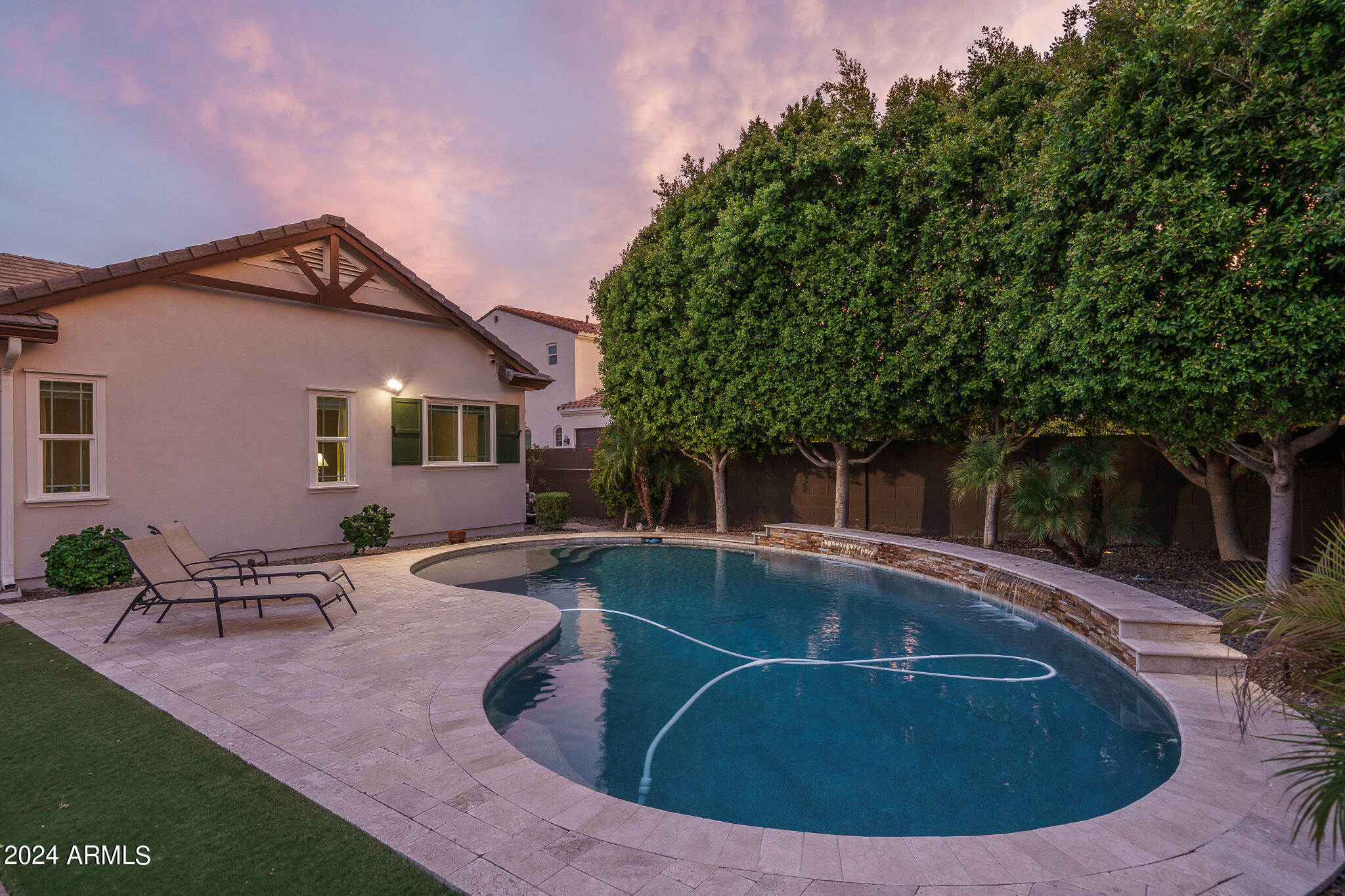 2812 East Harwell Road Phoenix, AZ 85042 - Photo 30 of 65 31) POOL