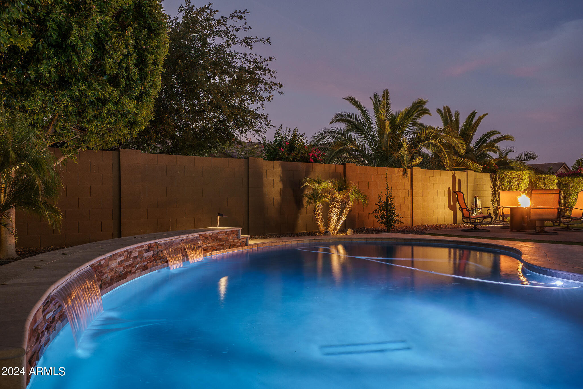 2812 East Harwell Road Phoenix, AZ 85042 - Photo 32 of 65 33) WATER FEATURE