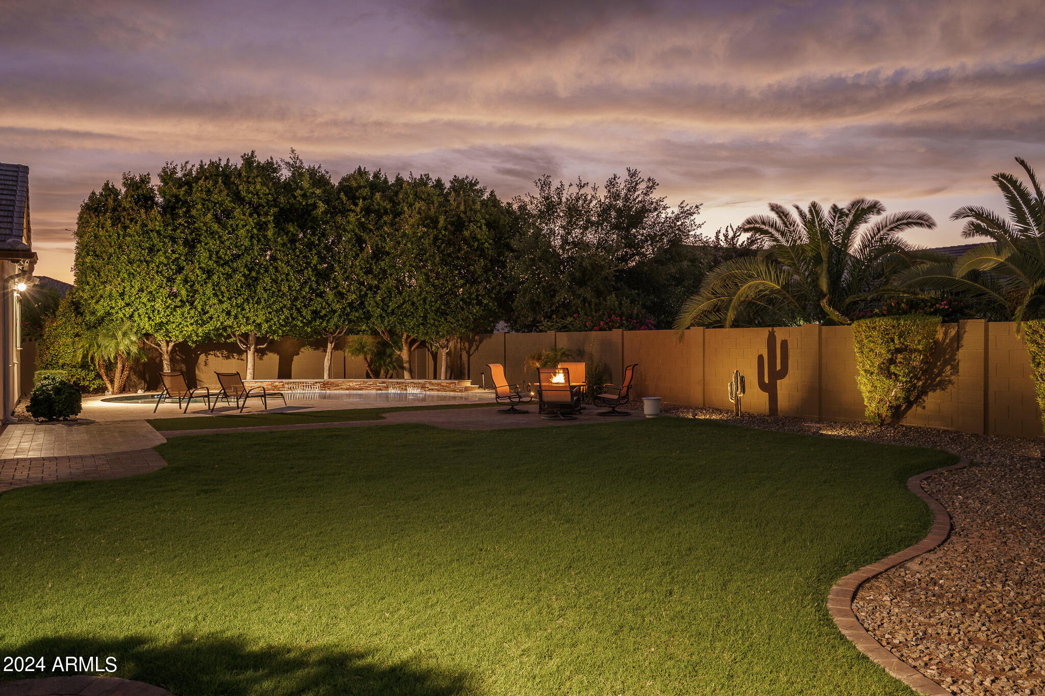 2812 East Harwell Road Phoenix, AZ 85042 - Photo 37 of 65 38) BACKYARD