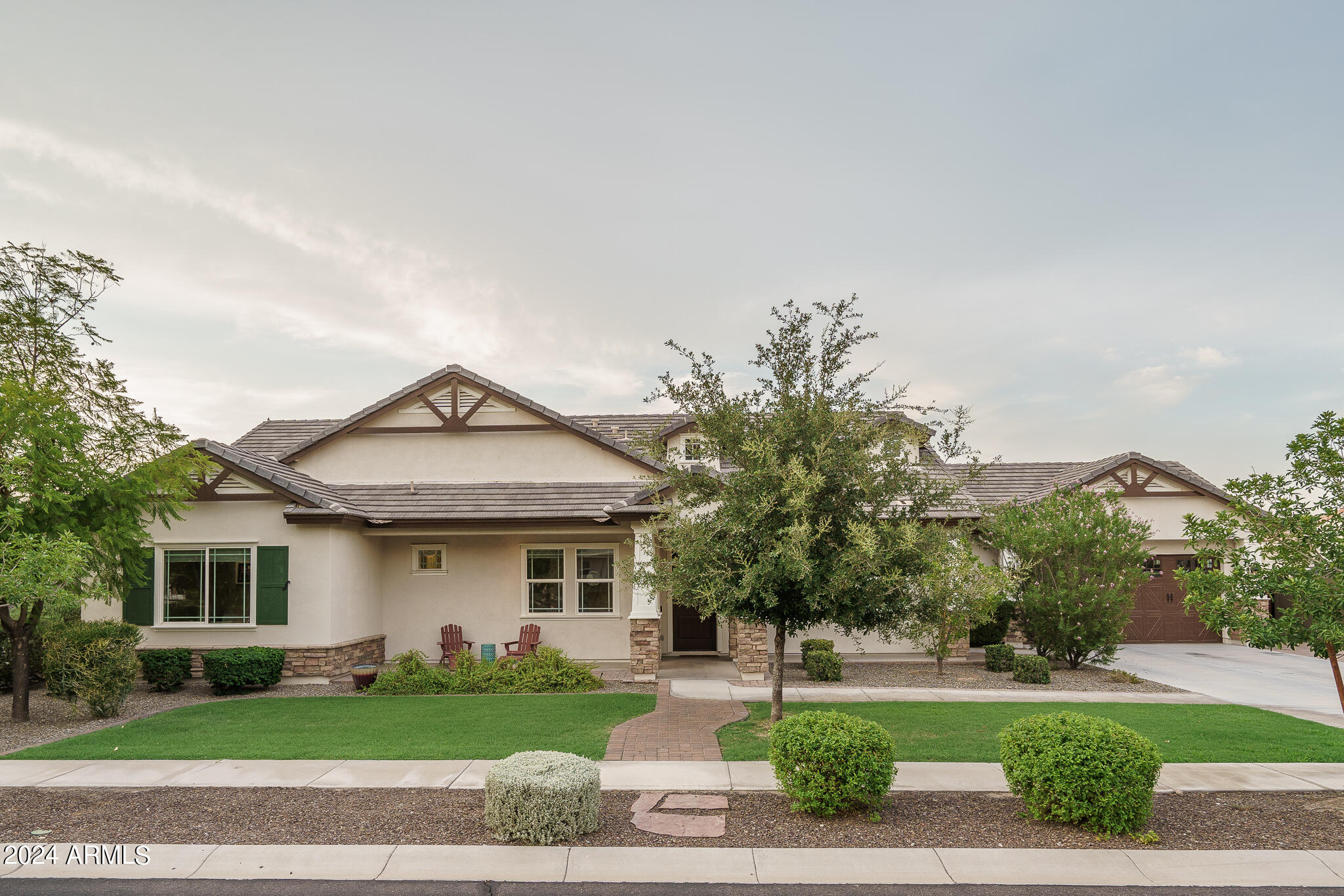 2812 East Harwell Road Phoenix, AZ 85042 - Photo 63 of 65 64) FRONT OF HOME