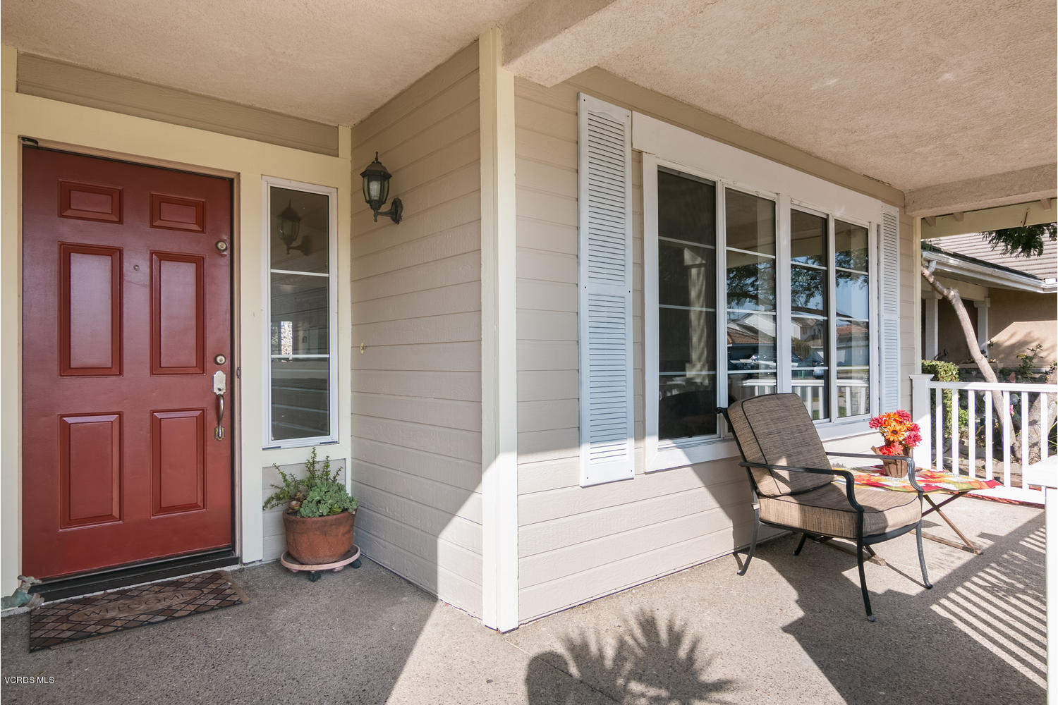 707 Transom Way Oxnard, CA 93035 - Photo 3 of 21 707 Transom Way-MLS_Size-003-20-Front Po