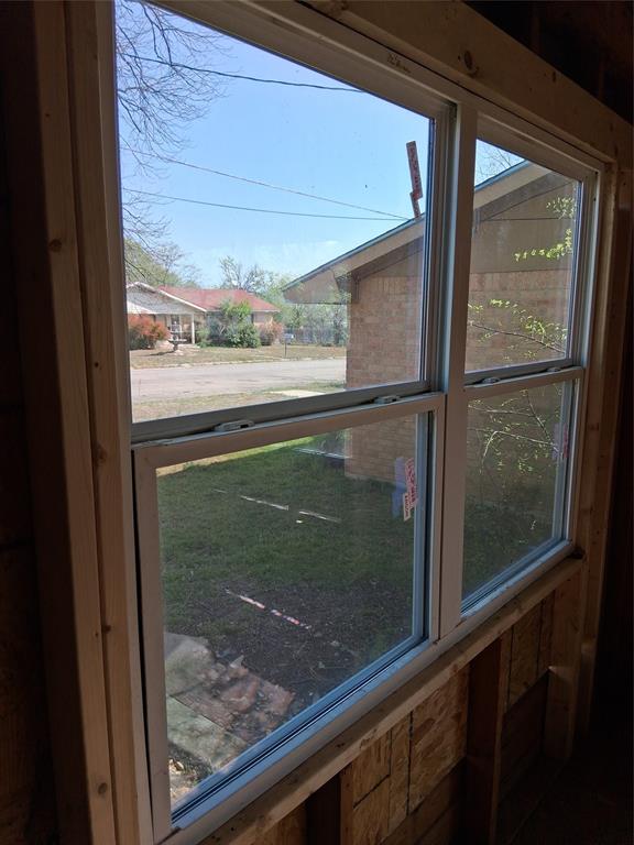 208 East 4th Street Coleman, TX 76834 - Photo 8 of 22