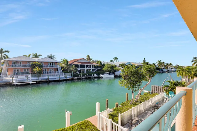 $1,499,900 | 541 8th Street, Key Colony Beach, FL 33051