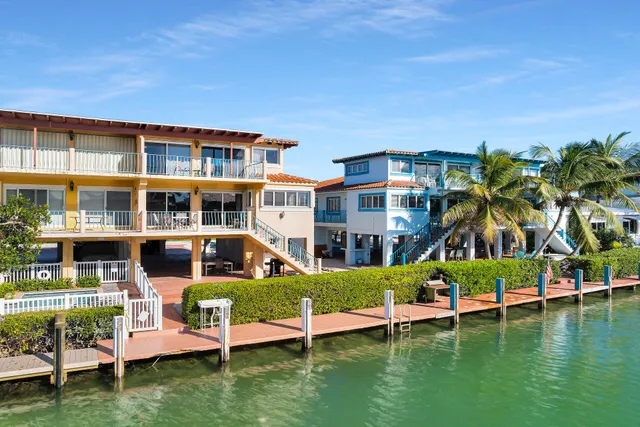 $1,499,900 | 541 8th Street, Key Colony Beach, FL 33051