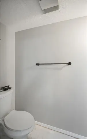 $168,000 | 3634 Greenacres Place Drive, Unit 206, Bossier City, LA 71111