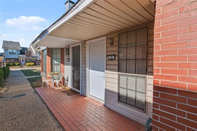 $168,000 | 3634 Greenacres Place Drive, Unit 206, Bossier City, LA 71111