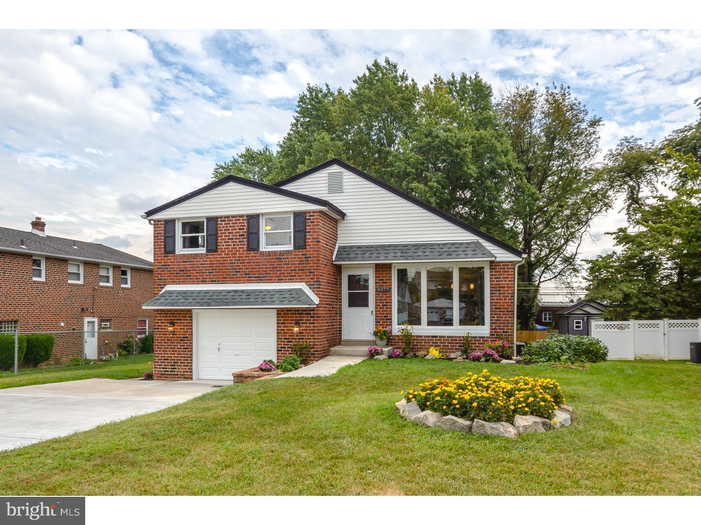 9977 Verree Road Philadelphia, PA 19115 - Photo 2 of 20