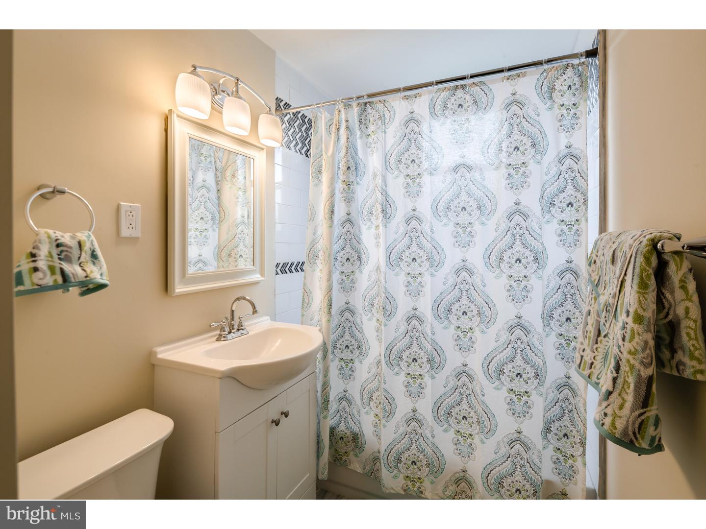 9977 Verree Road Philadelphia, PA 19115 - Photo 14 of 20