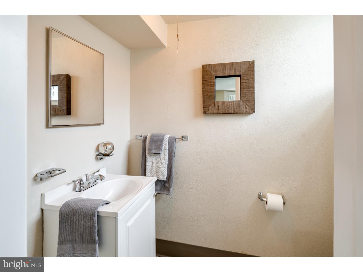 9977 Verree Road Philadelphia, PA 19115 - Photo 18 of 20