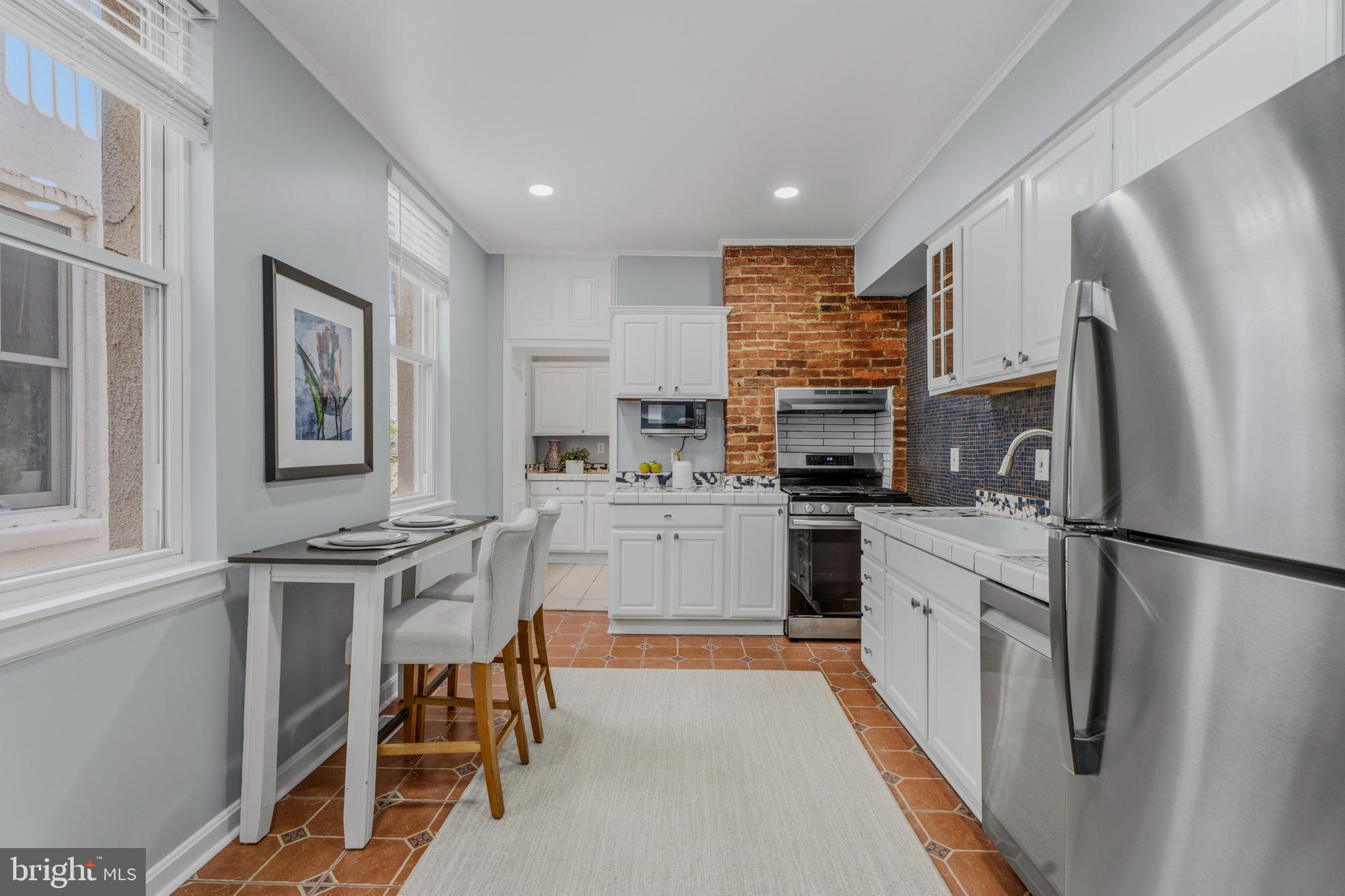 236 East Cross Street Baltimore, MD 21230 - Photo 8 of 44