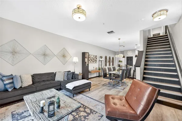 $384,900 | 14236 Oasis Cove Boulevard, Windermere, FL 34786