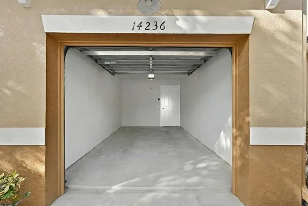 $384,900 | 14236 Oasis Cove Boulevard, Windermere, FL 34786