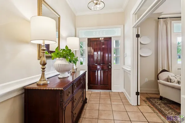 $585,000 | 3339 Tezcucco Drive, Baton Rouge, LA 70820