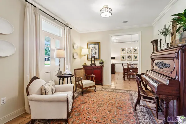 $599,999 | 3339 Tezcucco Drive, Baton Rouge, LA 70820