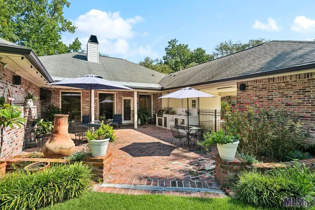 $599,999 | 3339 Tezcucco Drive, Baton Rouge, LA 70820