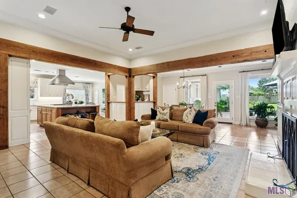 $585,000 | 3339 Tezcucco Drive, Baton Rouge, LA 70820