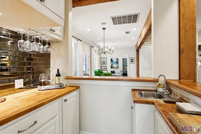 $599,999 | 3339 Tezcucco Drive, Baton Rouge, LA 70820