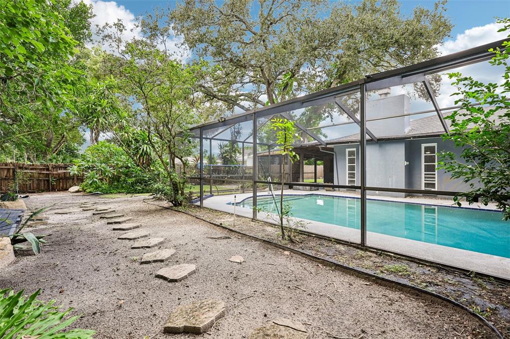 1963 Gilbert Street Clearwater, FL 33765 - Photo 28 of 33 Gallery Image 28