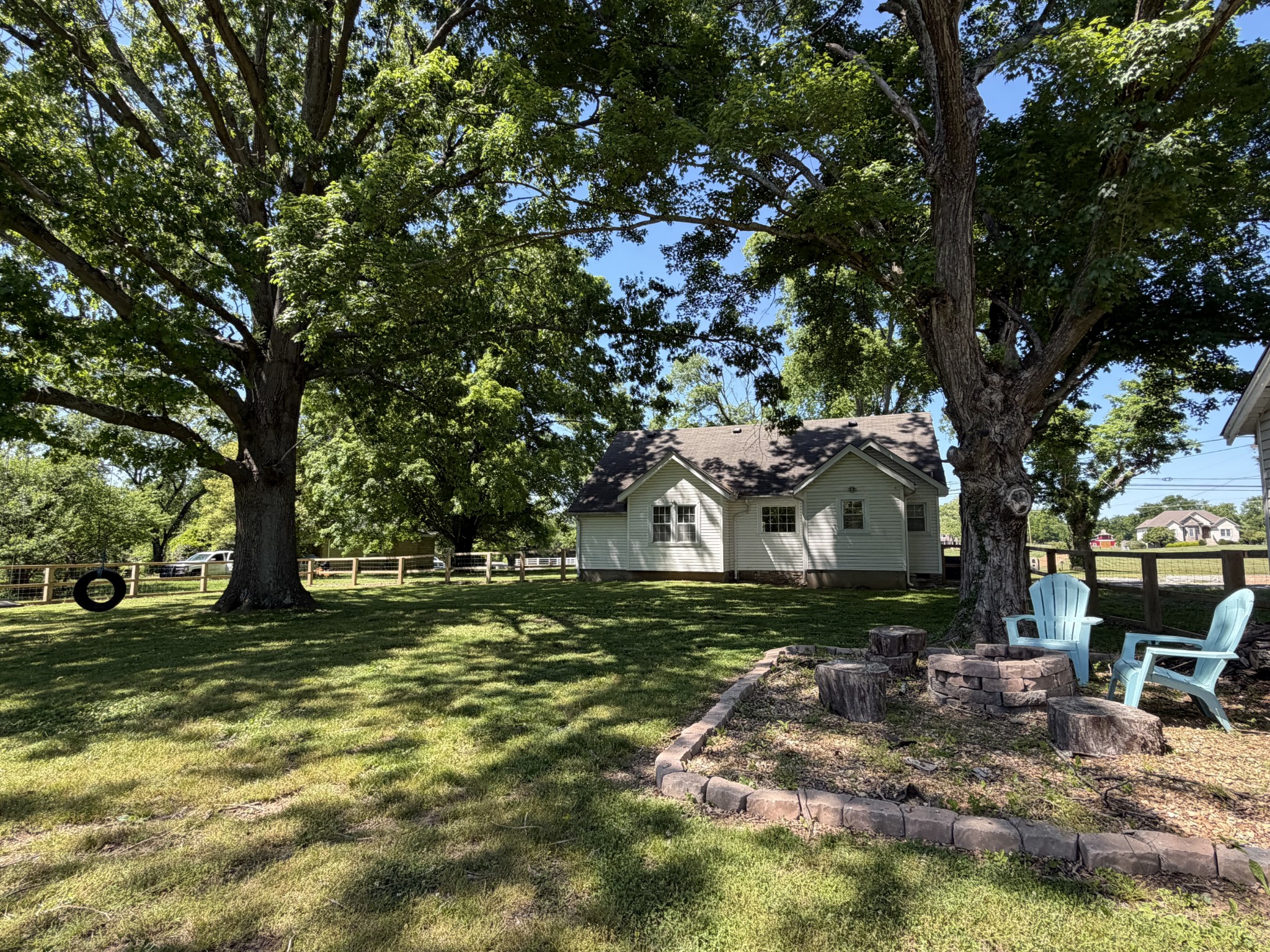 1610 Cairo Road Gallatin, TN 37066 - Photo 4 of 24