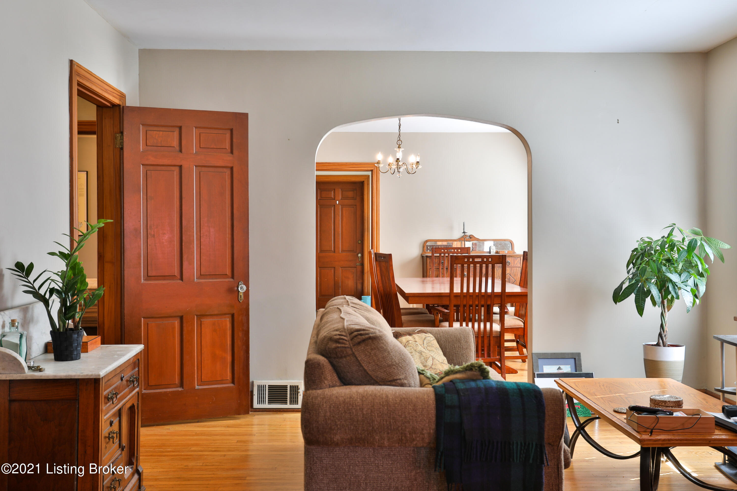 2527 Broadmeade Road Louisville, KY 40205 - Photo 4 of 41 Unit 1