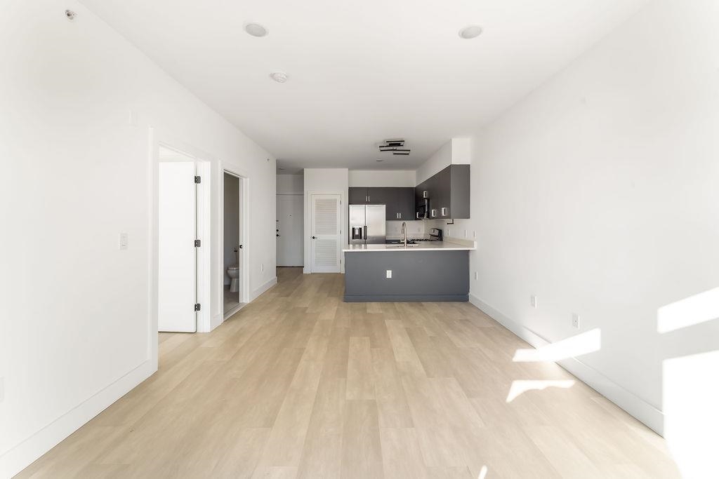 43-45 West 32nd Street, Unit 503 Bayonne, NJ 07002 - Photo 6 of 19