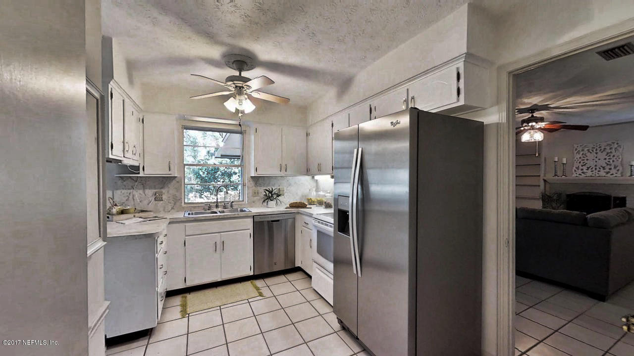 4018 Fincannon Road West Jacksonville, FL 32277 - Photo 11 of 37 Kitchen