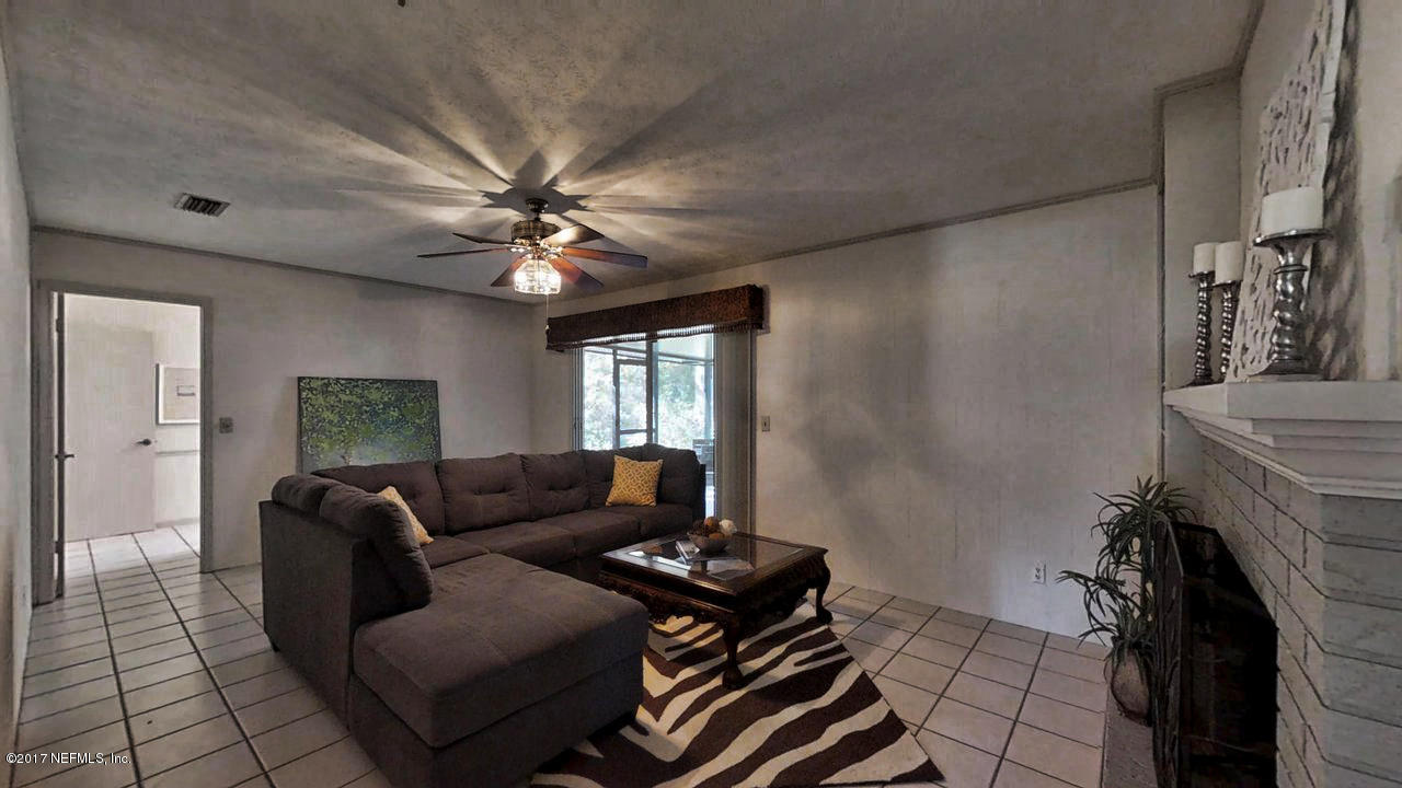 4018 Fincannon Road West Jacksonville, FL 32277 - Photo 18 of 37 Family Room