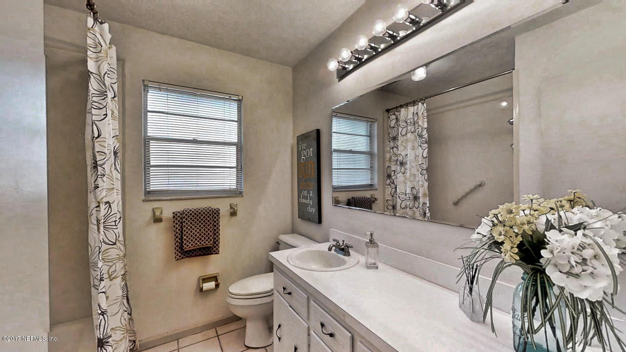 4018 Fincannon Road West Jacksonville, FL 32277 - Photo 32 of 37 Hall Bathroom