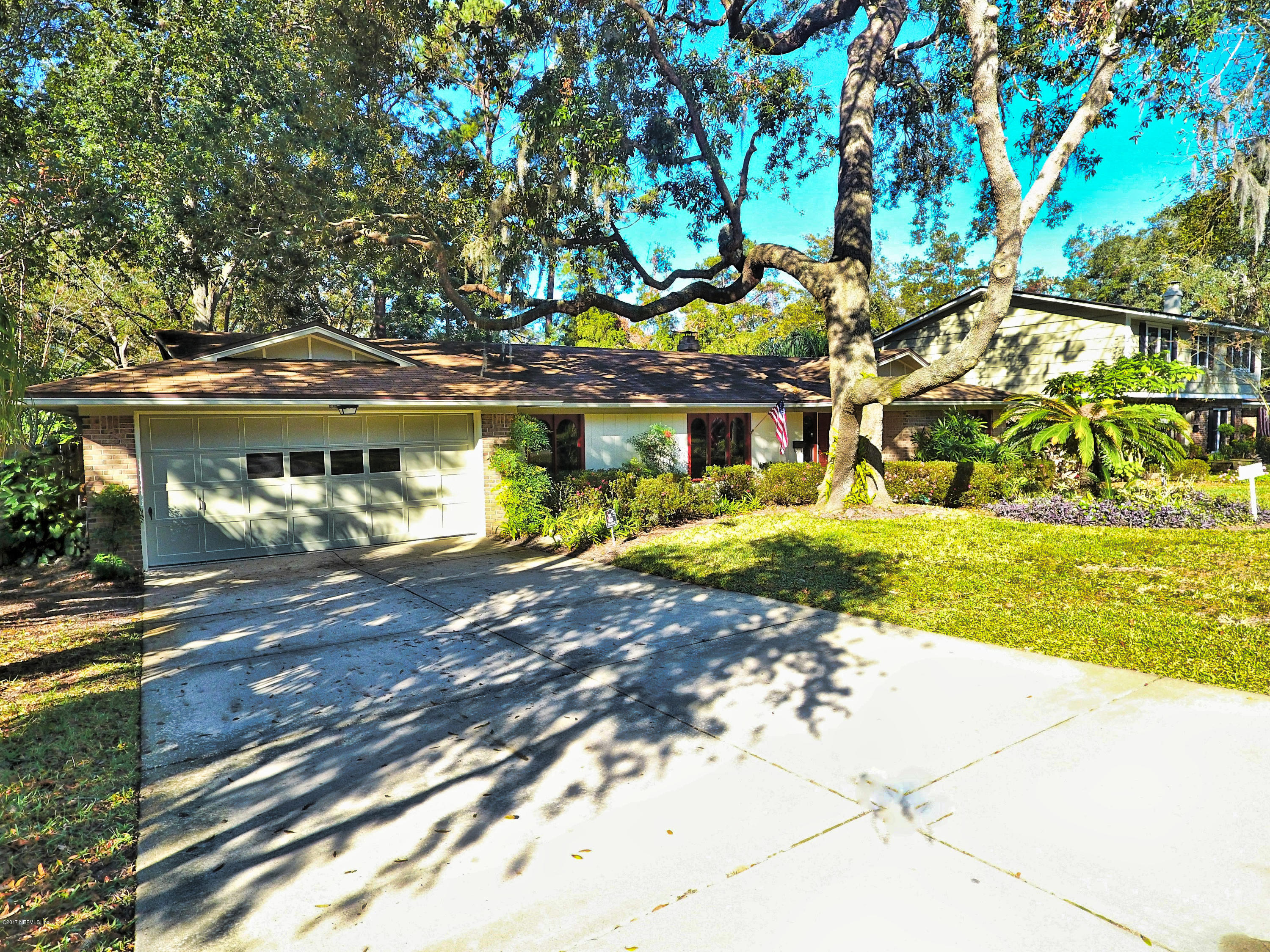 4018 Fincannon Road West Jacksonville, FL 32277 - Photo 6 of 37 Other Side View