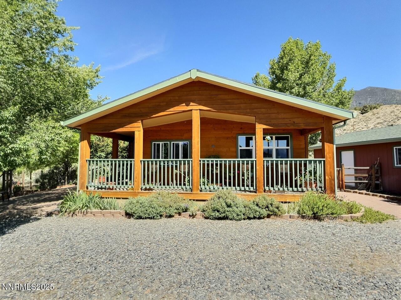 113 Victorine Drive Kingston, NV 89310 - Photo 4 of 44 front view of a house