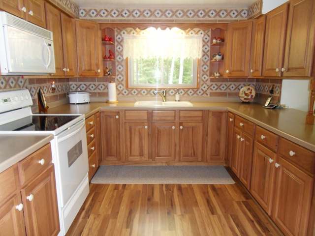 4081 Lakeshore Drive Rhinelander, WI 54501 - Photo 2 of 13 Gallery Image 2