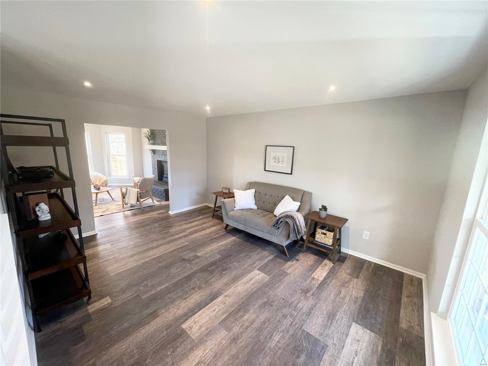 1483 Cedar Bluff Drive Ballwin, MO 63021 - Photo 5 of 16