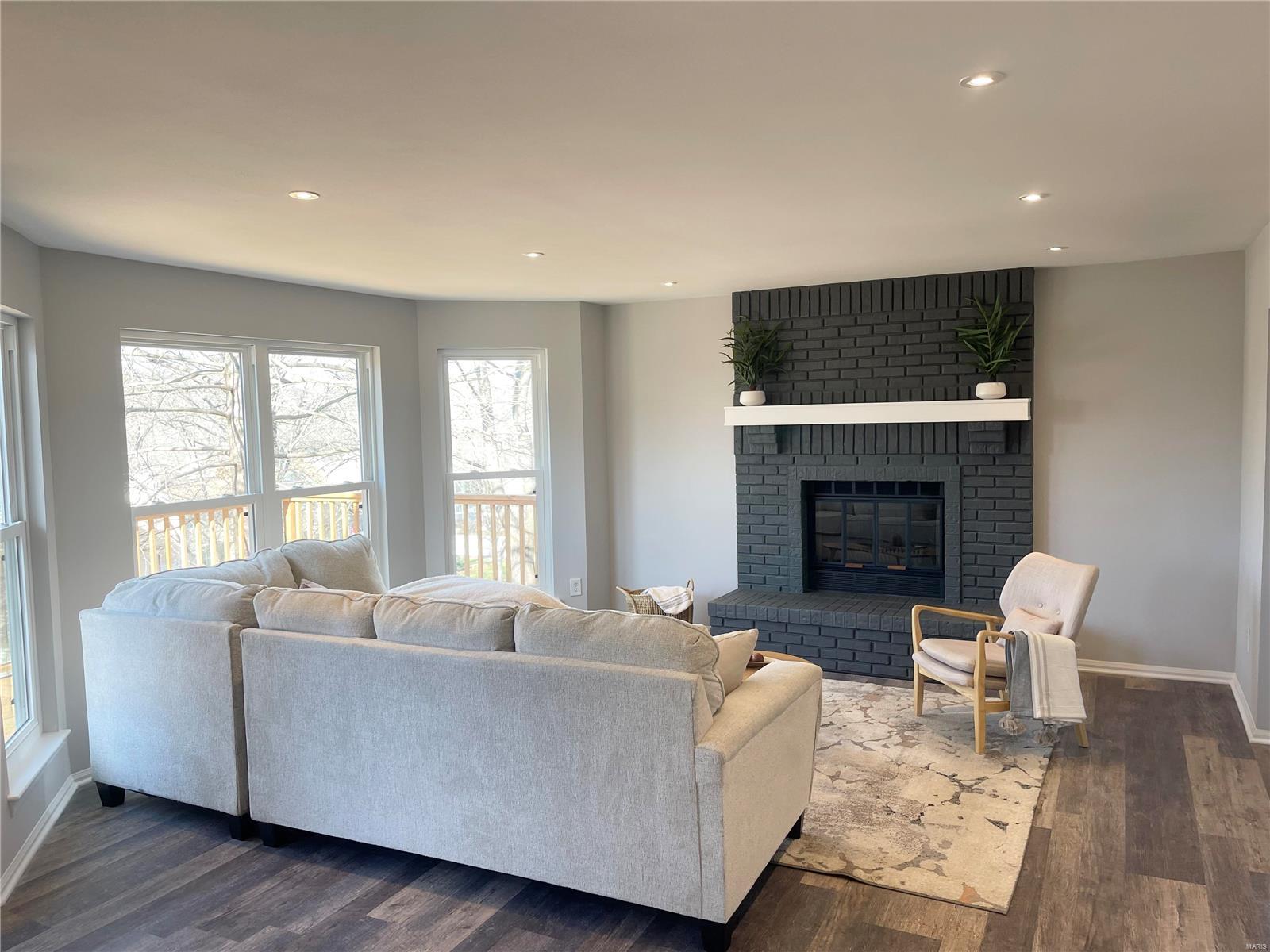 1483 Cedar Bluff Drive Ballwin, MO 63021 - Photo 8 of 16