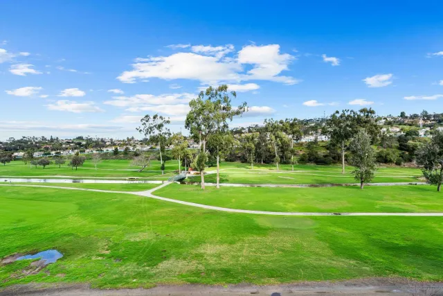 $825,000 | 2556 Navarra Drive, Unit A, Carlsbad, CA 92009