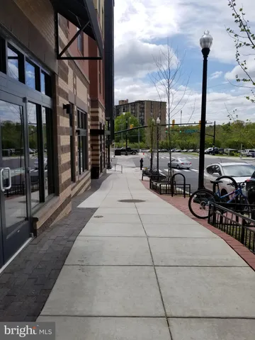 a view of livingroom with furniture