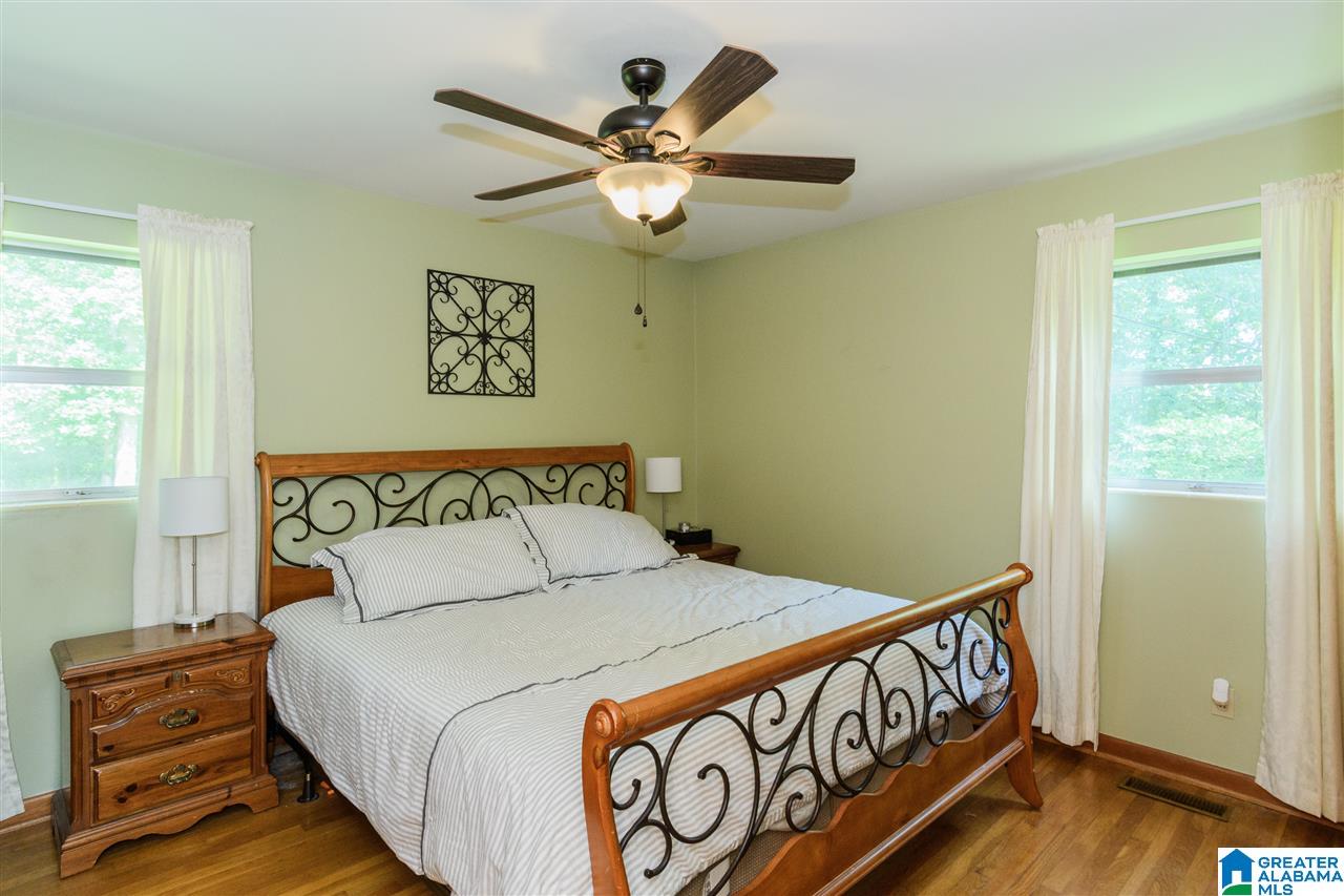 129 Pinecrest Road Bessemer, AL 35023 - Photo 18 of 34