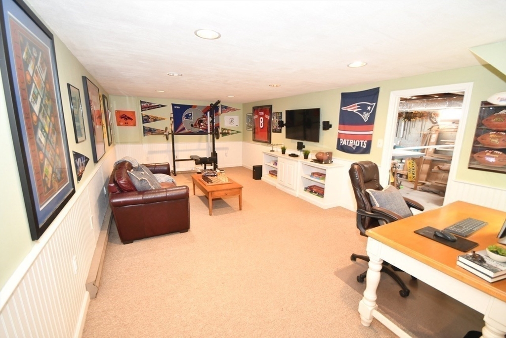 87 French Farm Road North Andover, MA 01845 - Photo 34 of 40 Gallery Image 34