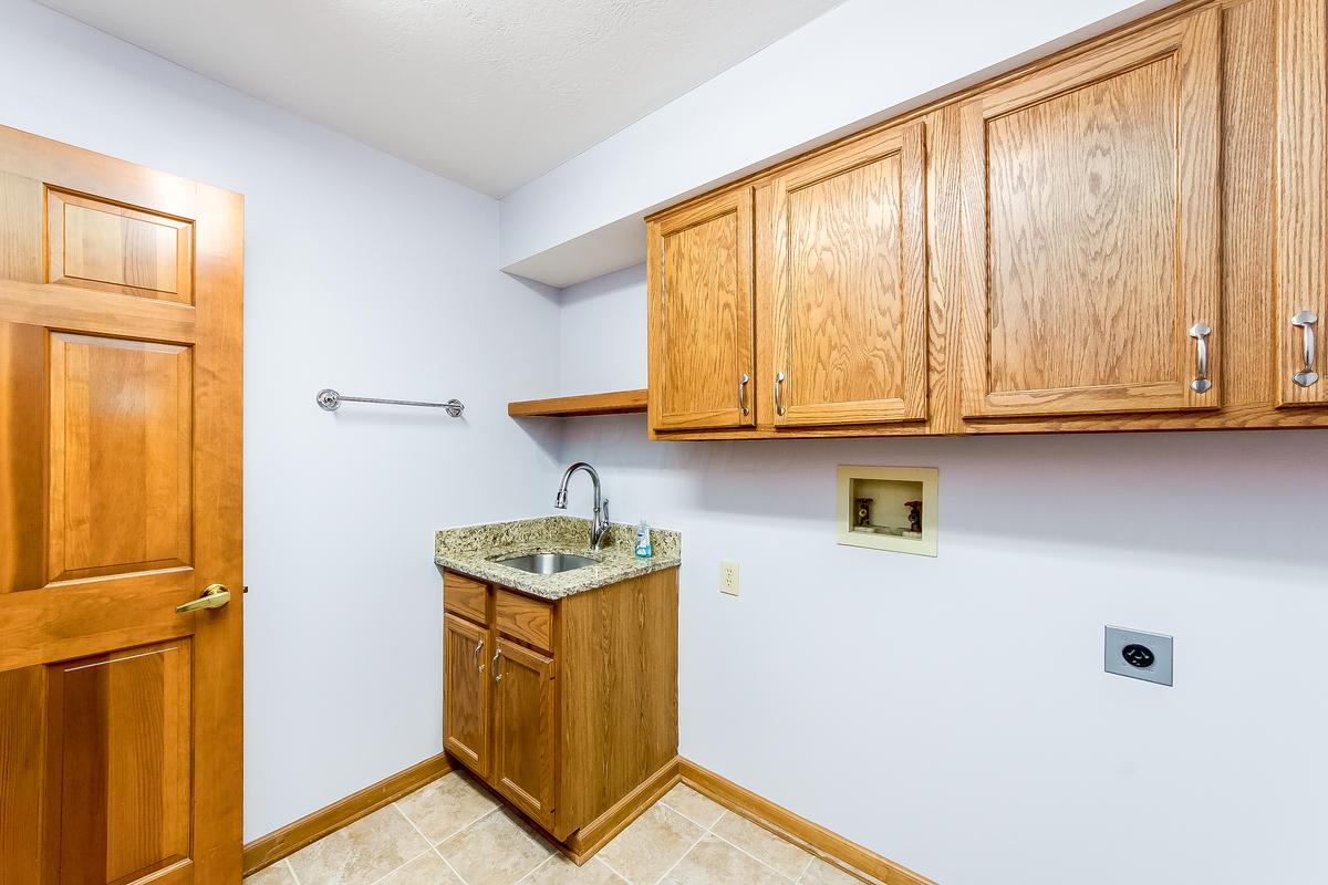 808 Sycamore Ridge Court Powell, OH 43065 - Photo 17 of 67 Gallery Image 17