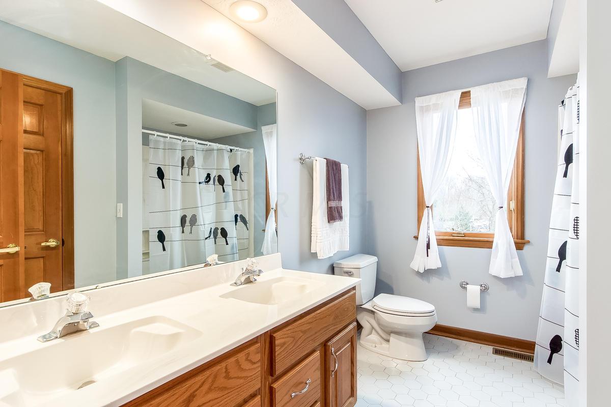 808 Sycamore Ridge Court Powell, OH 43065 - Photo 24 of 67 Gallery Image 24