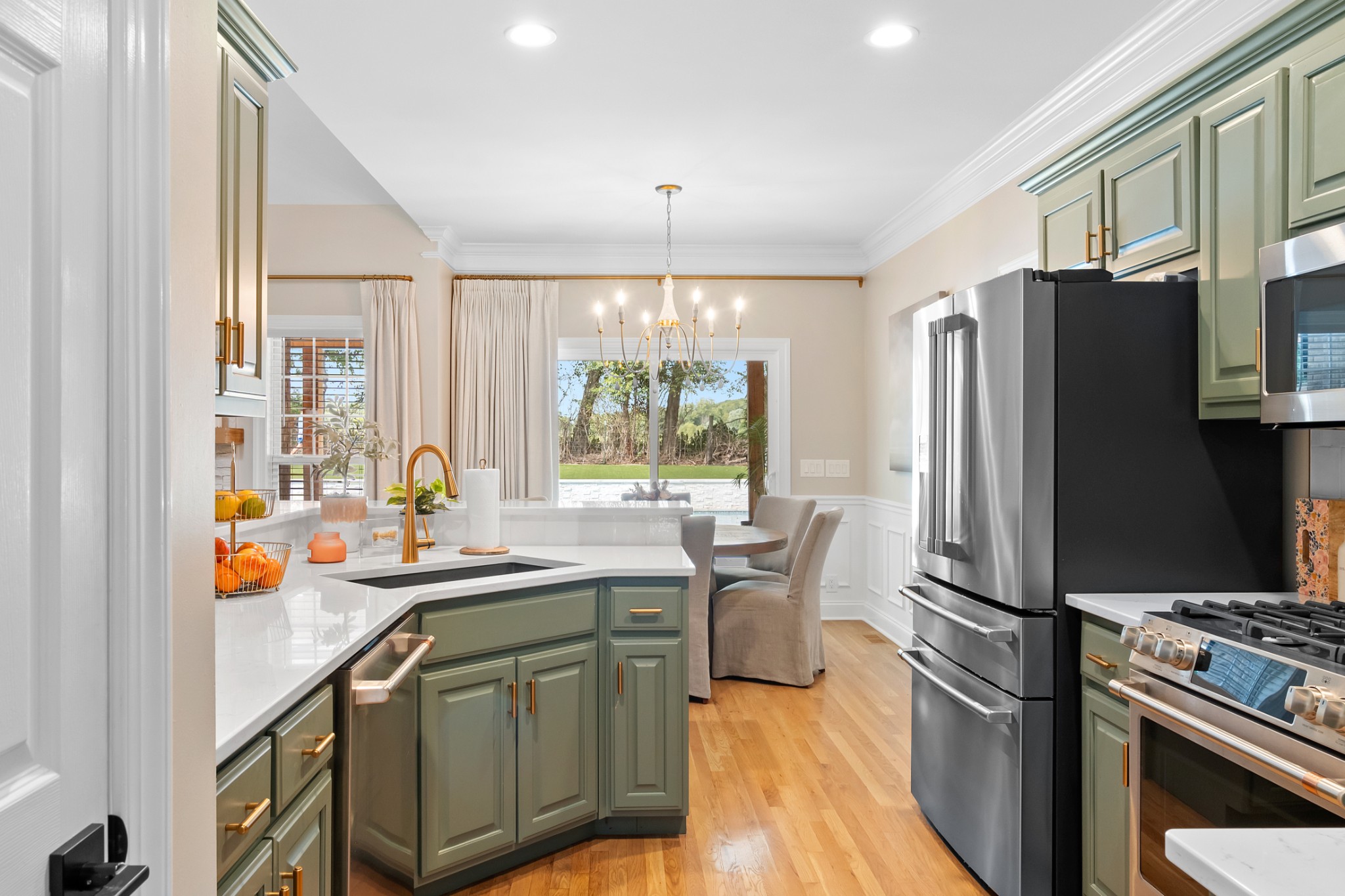 1014 Proud Eagle Eagleville, TN 37060 - Photo 25 of 59 a kitchen with stainless steel appliances a sink stove and refrigerator