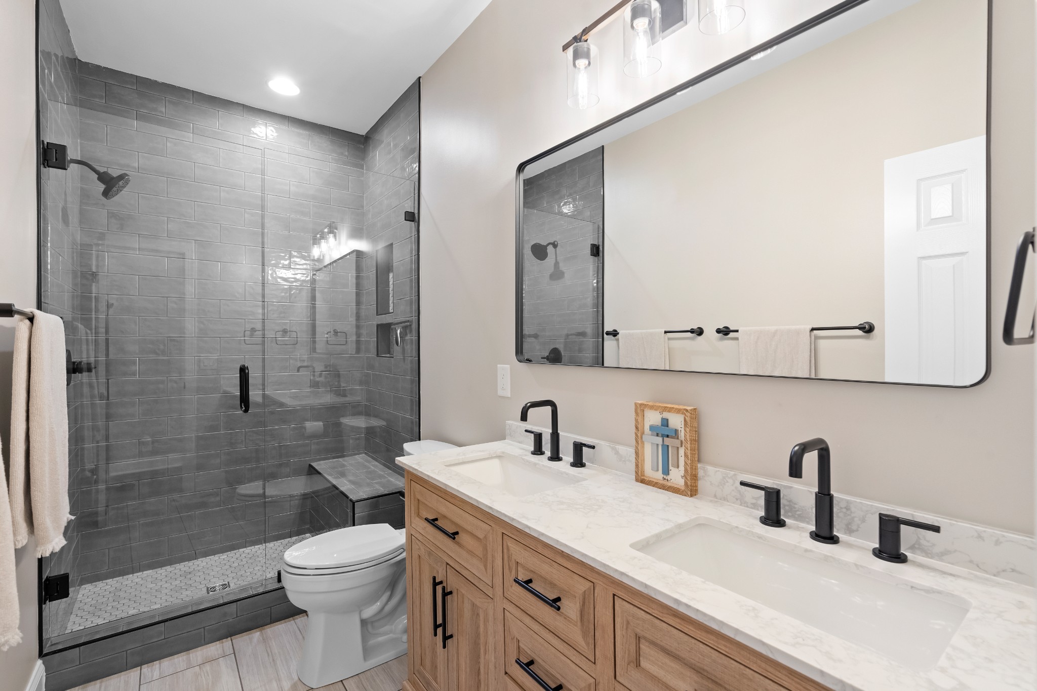 1014 Proud Eagle Eagleville, TN 37060 - Photo 33 of 59 a bathroom with a sink a toilet and shower