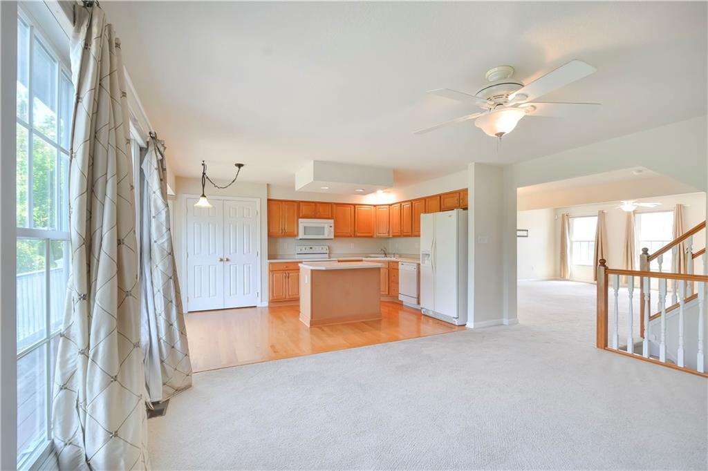 30 Castle View Drive McKees Rocks, PA 15136 - Photo 8 of 25