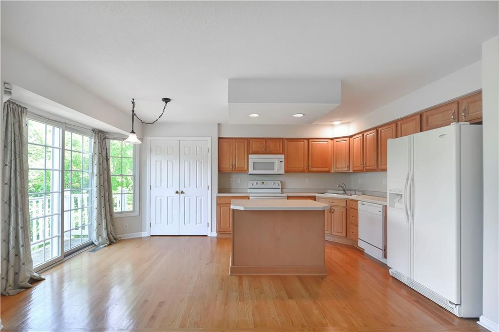 30 Castle View Drive McKees Rocks, PA 15136 - Photo 9 of 25