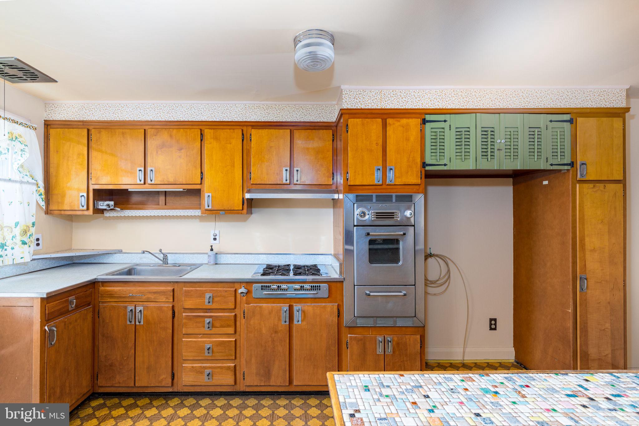 1120 Halstead Road Baltimore, MD 21234 - Photo 8 of 27 Kitchen